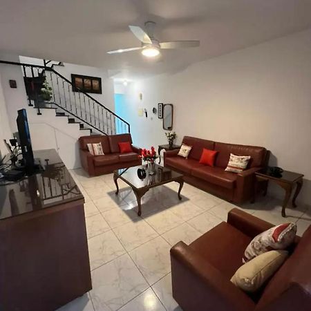 Marias Spacious Aparment Paphos Eksteriør billede