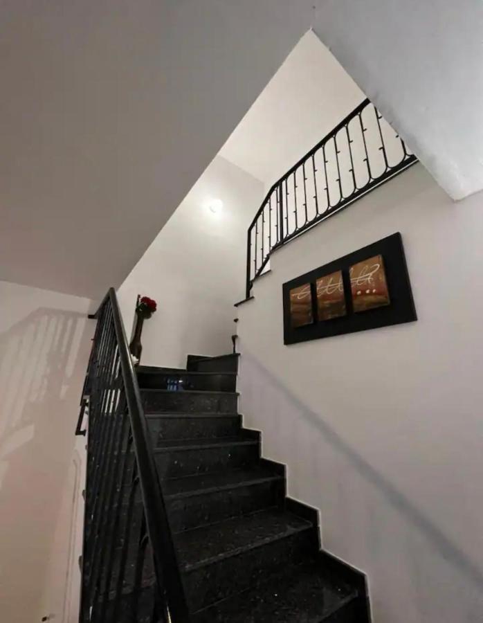 Marias Spacious Aparment Paphos Eksteriør billede