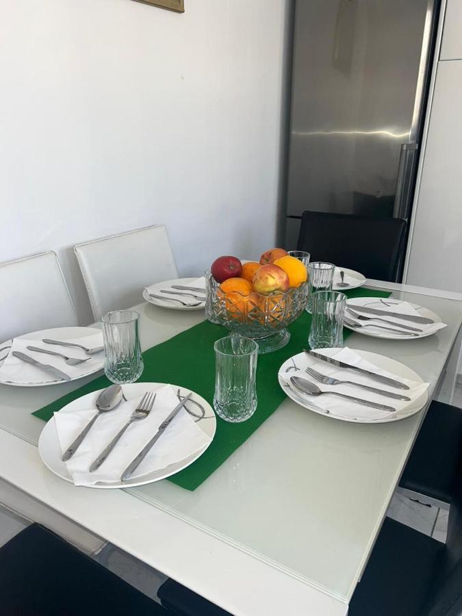 Marias Spacious Aparment Paphos Eksteriør billede